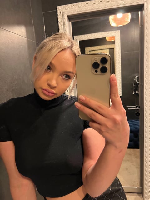 rudecam.live annabelmannamaa profile on OnlyFans in estonia category