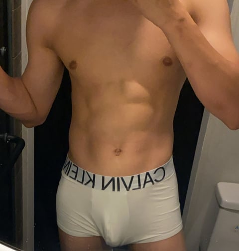 rudecam.live ash.lee profile on OnlyFans in singapore category