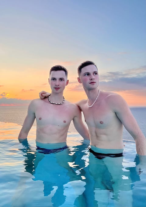 rudecam.live czechgaytwins profile on OnlyFans in netherlands category